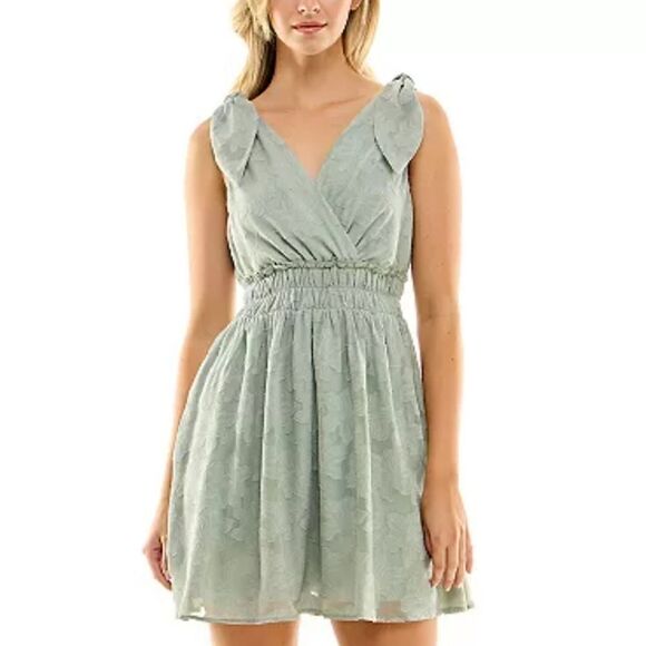 NWT Speechless Tie Shoulder Sage Dress Juniors 2X - Picture 3 of 6